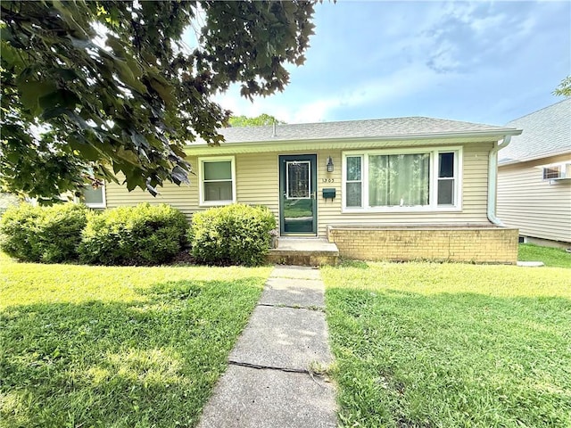1303 E 3rd St, Maryville, MO 64468 - photo 1
