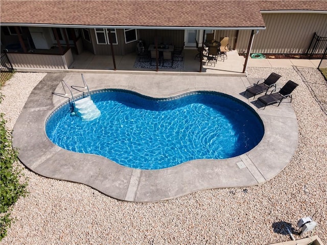29309 E State Route B, Archie, MO 64725 - outdoor pool featuring a patio and outdoor dining area