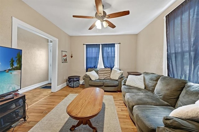 319 Market St, Leavenworth, KS 66048 - living room with a ceiling fan and light wood-type flooring