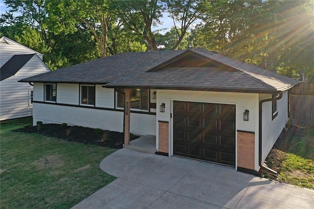 7916 Madison St, Kansas City, MO 64114 - photo 1