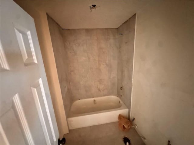 3649 S Park Ave, Independence, MO 64052 - bathroom with washtub / shower combination