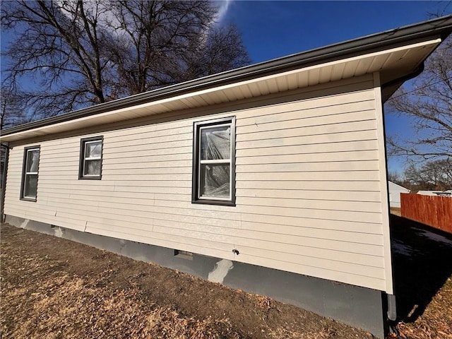 3649 S Park Ave, Independence, MO 64052 - view of side of home featuring crawl space