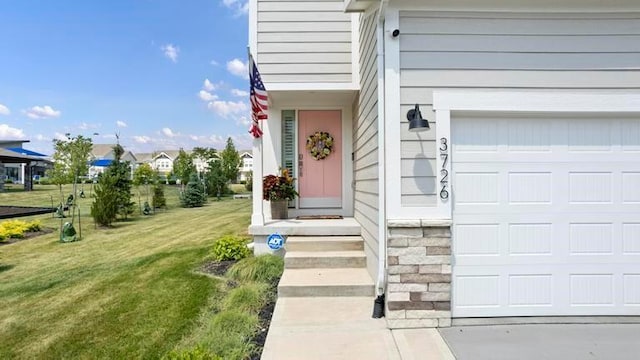 3726 SW Walsh Dr, Lees Summit, MO 64082 - property entrance featuring a lawn