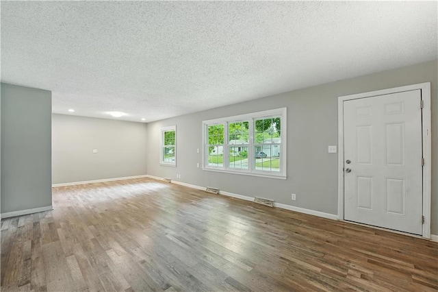 6513 N Harrison St, Gladstone, MO 64118 - photo 9