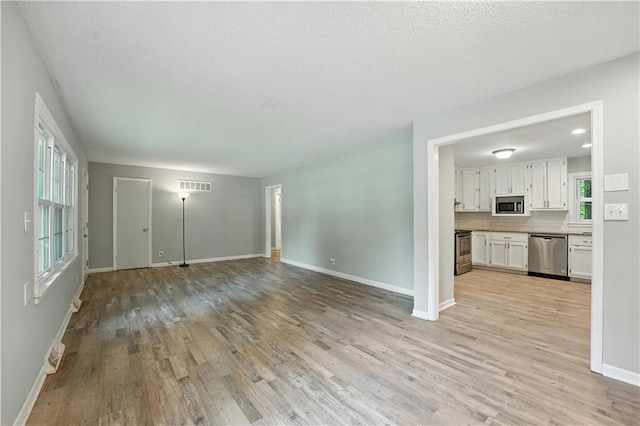 6513 N Harrison St, Gladstone, MO 64118 - photo 12