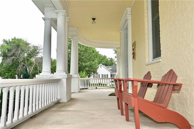510 Jackson St, Macon, MO 63552 - photo 2