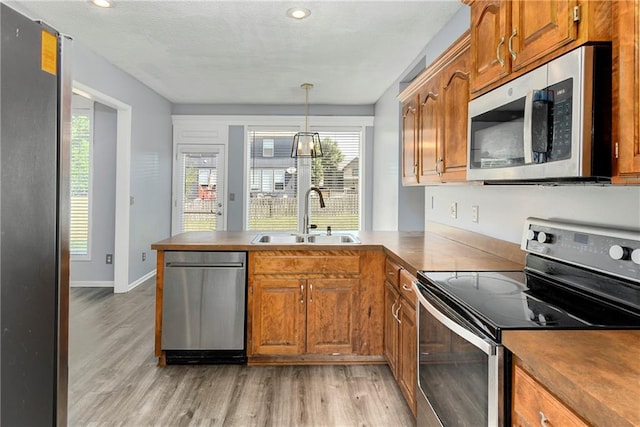 546 E Skylark St, Gardner, KS 66030 - photo 9