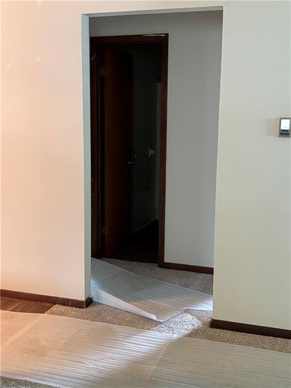 420 S Walnut St, Iola, KS 66749 - hall featuring baseboards
