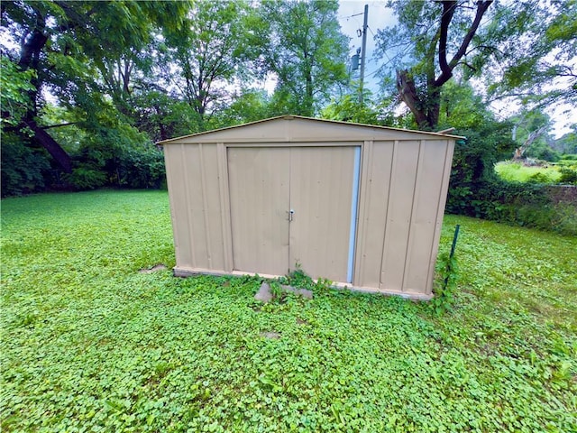 3303 Indiana Ave, Topeka, KS 66605 - photo 42