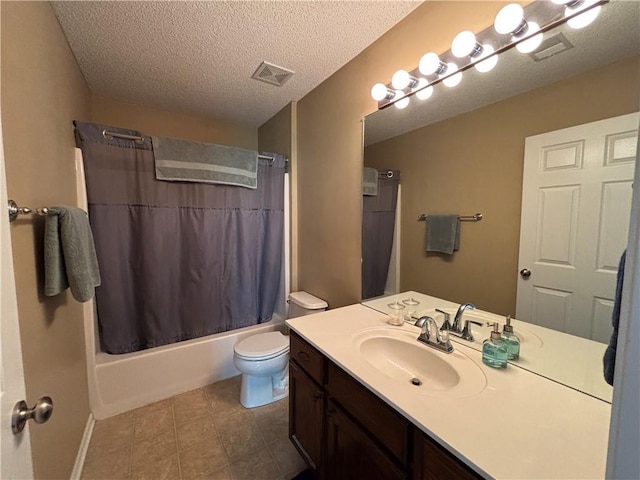 1840 W Fredrickson Cir, Olathe, KS 66061 - bathroom with vanity, a textured ceiling, shower / bath combination with curtain, and tile patterned flooring