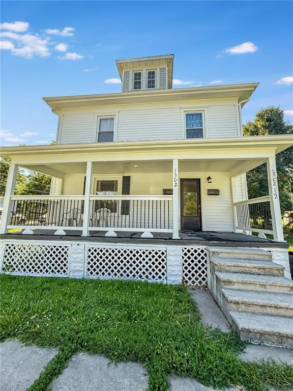 1302 N Mulberry St, Maryville, MO 64468 - photo 2