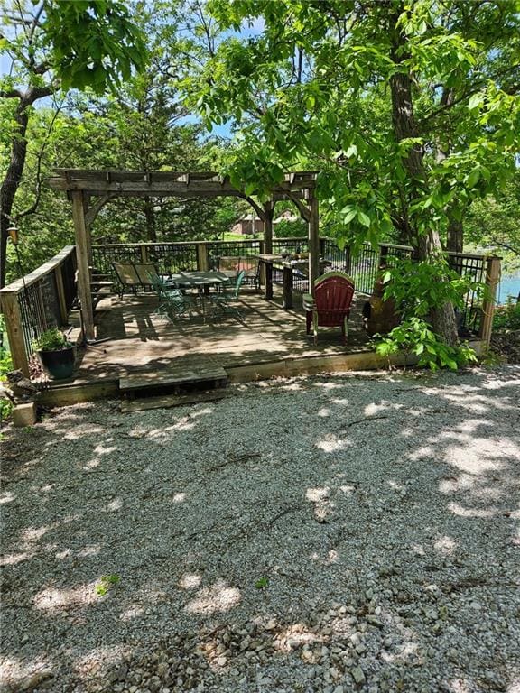 229 E Sugar Lake Dr, Mound City, KS 66056