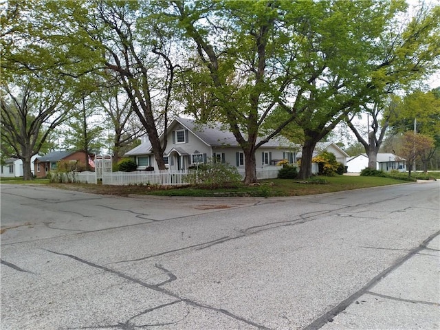 220 E Mccarty St, Edgerton, KS 66021 - photo 2