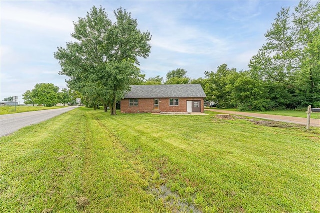 202 W Henry St, Green Ridge, MO 65332 - photo 36