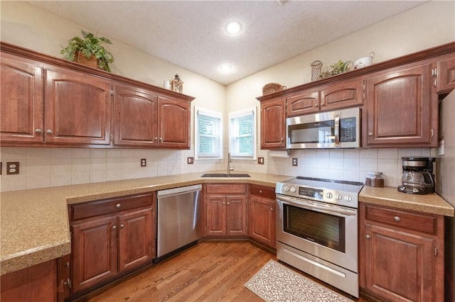 6352 Noble St, Shawnee, KS 66218 - photo 14