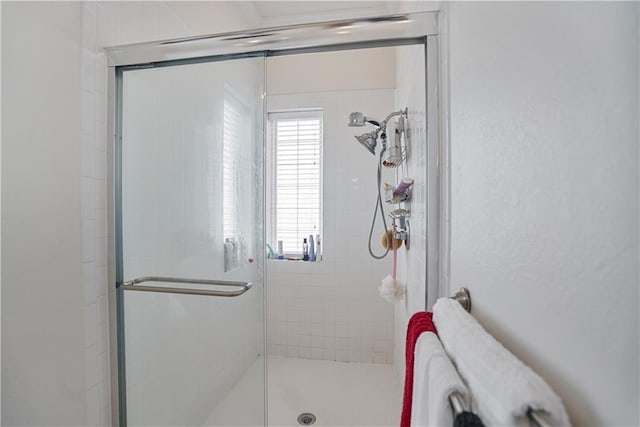 1702 Cedar Ridge Rd, Parsons, KS 67357 - bathroom with a shower stall