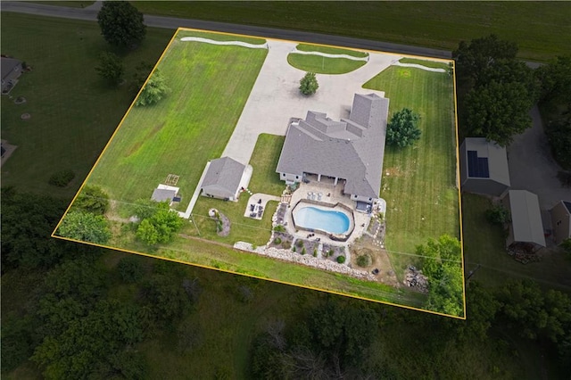 1702 Cedar Ridge Rd, Parsons, KS 67357 - overview of rural landscape with a pool and property boundaries highlighted