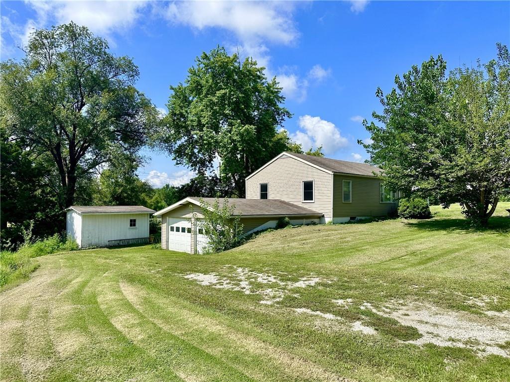 906 W 13th Ct, Trenton, MO 64683 - photo 1