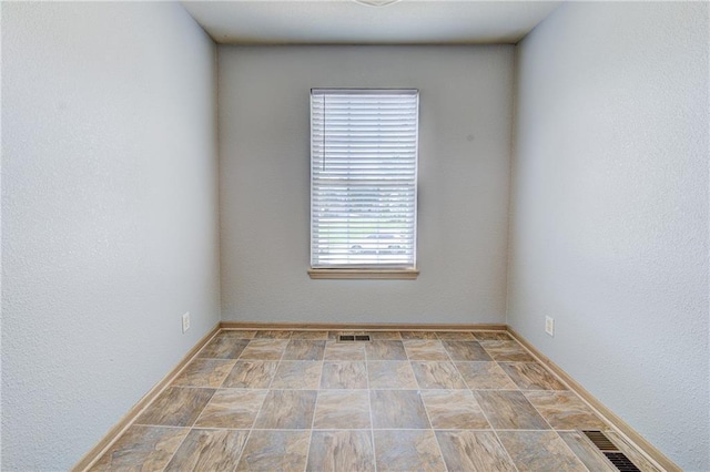 1222 NW Ashley Dr, Grain Valley, MO 64029 - photo 9