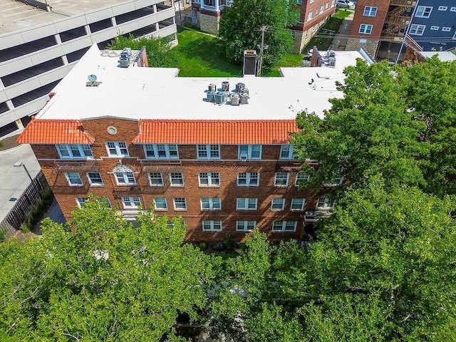 210 E Emanuel Cleaver E Blvd, Kansas City, MO 64112 - photo 30
