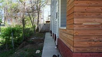 5007 Euclid Ave, Kansas City, MO 64130 - view of side of home