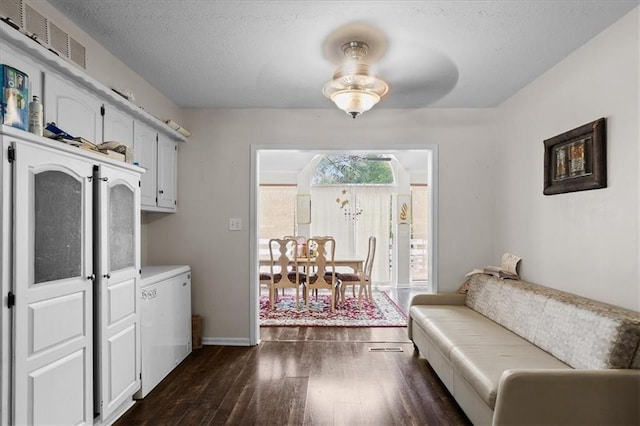 7007 Lakeshore Dr, Raytown, MO 64133 - photo 12