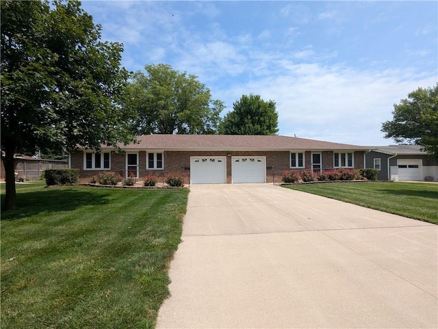 108 Cherokee Ave, Hiawatha, KS 66434 - photo 5