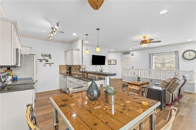 11721 S Roundtree St Unit 201, Olathe, KS 66061 - photo 9