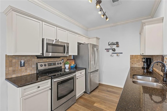 11721 S Roundtree St Unit 201, Olathe, KS 66061 - photo 12