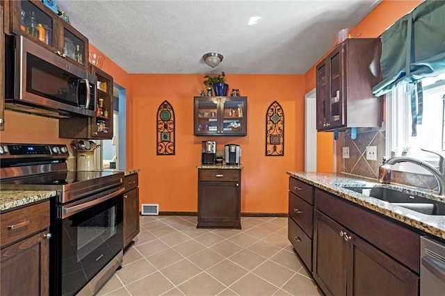 3615 N Walrond Ave, Kansas City, MO 64117 - photo 13