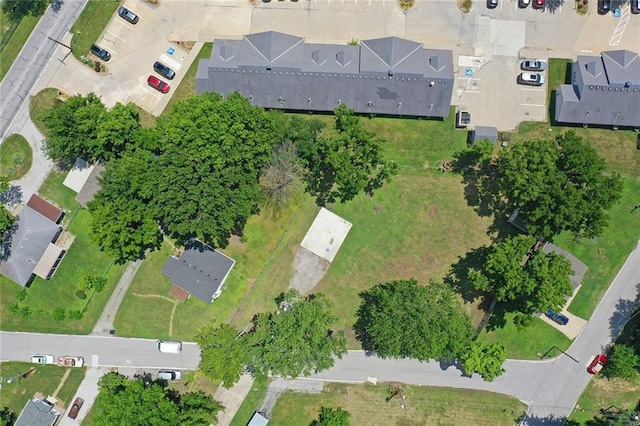 705/707 SE High, Lees Summit, MO 64063