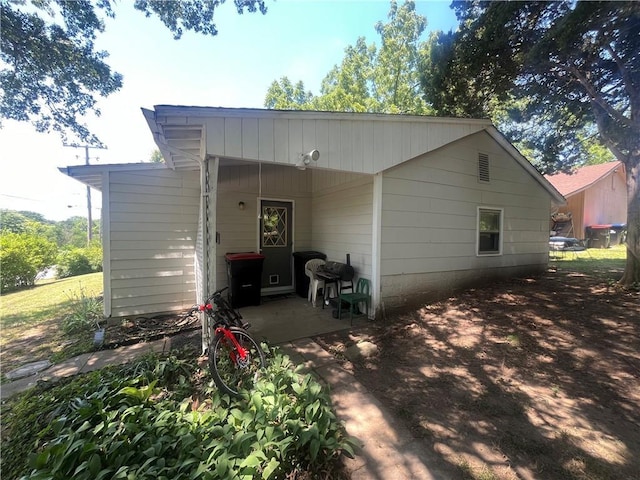 711 Shotwell St, Warrensburg, MO 64093 - photo 4