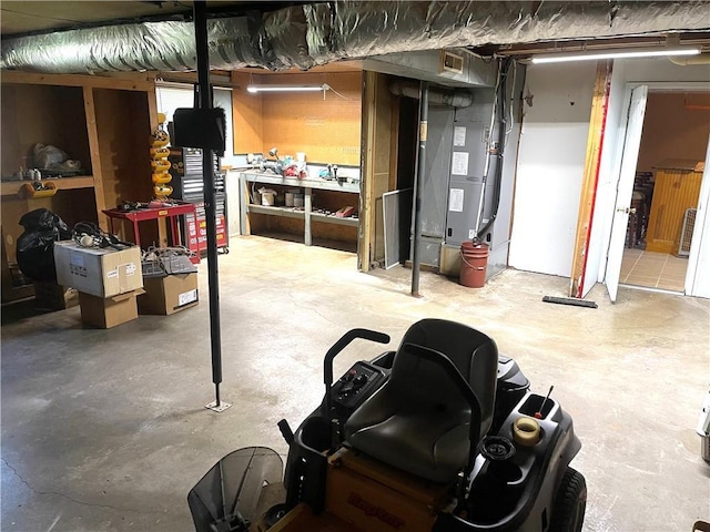 177 1150th St, Humboldt, KS 66748 - unfinished below grade area with heating unit