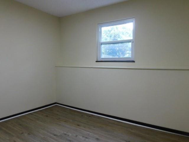 5609 Crest Dr, Kansas City, KS 66106 - photo 12