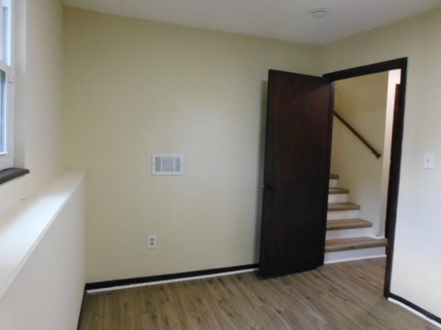 5609 Crest Dr, Kansas City, KS 66106 - photo 13