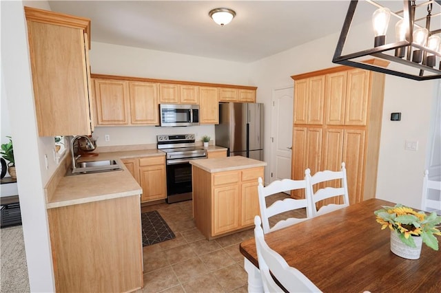 630 SW Shadow Glen Ct, Blue Springs, MO 64015 - photo 4