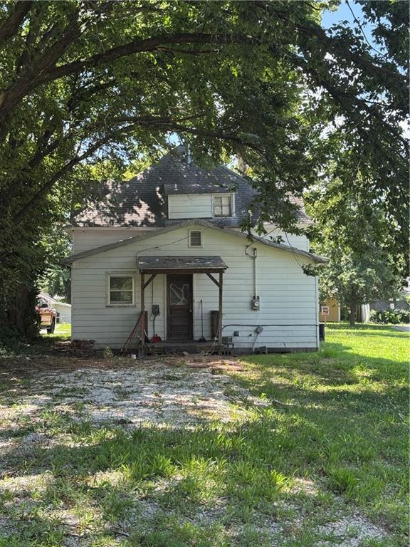 710 E Lincoln St, Iola, KS 66749 - photo 14