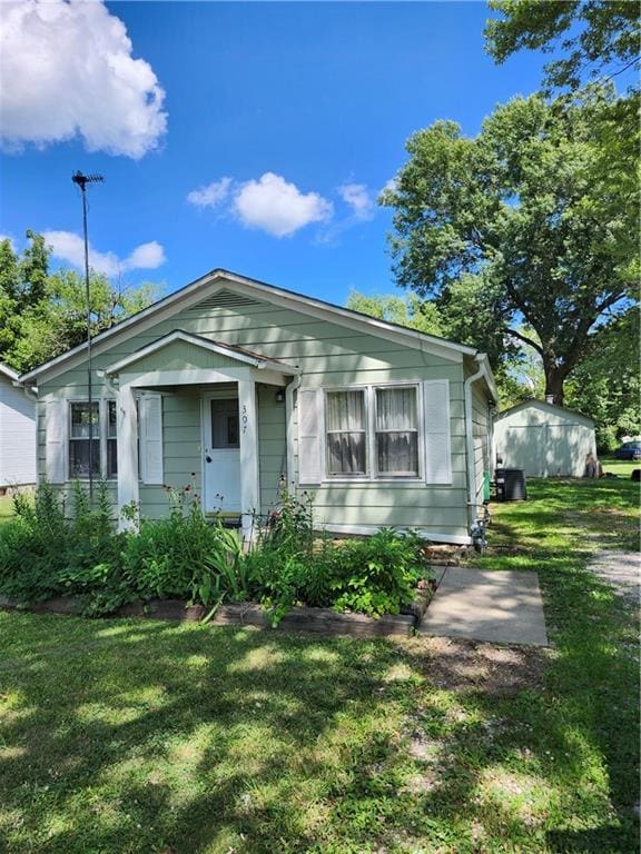 307 Spruce St, Garden City, MO 64747 - photo 1