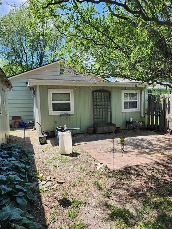 307 Spruce St, Garden City, MO 64747 - photo 3