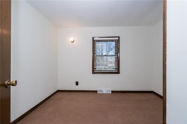 2334 N 100th Rd, Wellsville, KS 66092 - carpeted empty room featuring baseboards