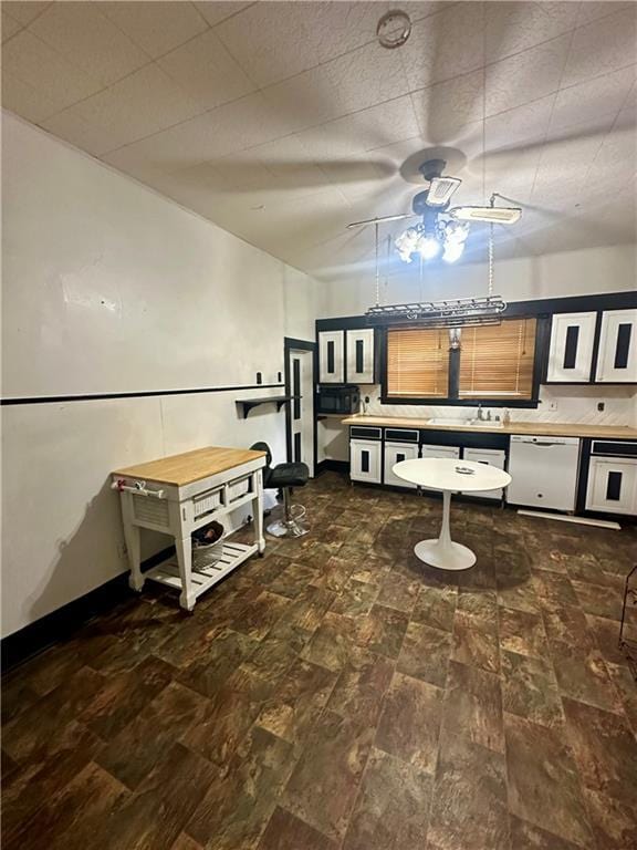211 E 21st St, Pittsburg, KS 66762 - photo 5