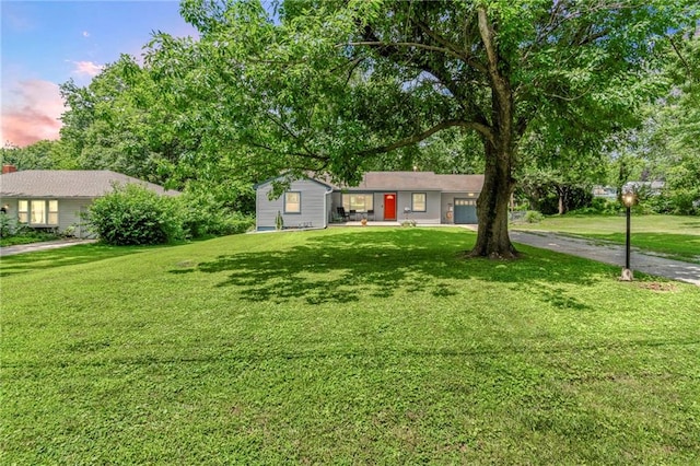 4506 Westridge Rd, Kansas City, MO 64133 - photo 1