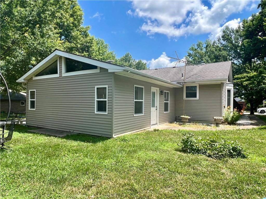 703 S Russell St, Odessa, MO 64076 - photo 3