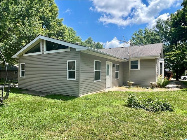 703 S Russell St, Odessa, MO 64076 - photo 3