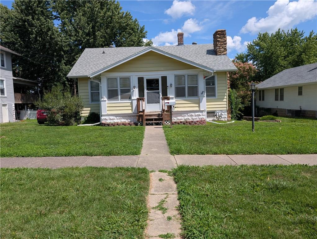 115 W N St, Warrensburg, MO 64093 - photo 1