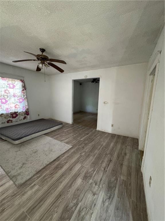 716 E Lincoln St, Iola, KS 66749 - photo 6