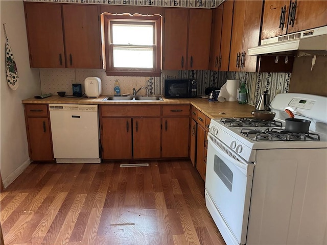 716 E Lincoln St, Iola, KS 66749 - photo 16