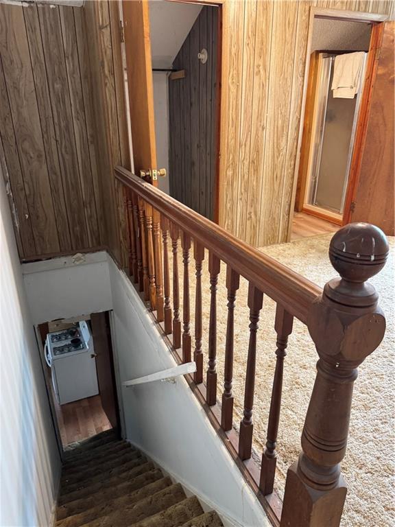 716 E Lincoln St, Iola, KS 66749 - photo 17