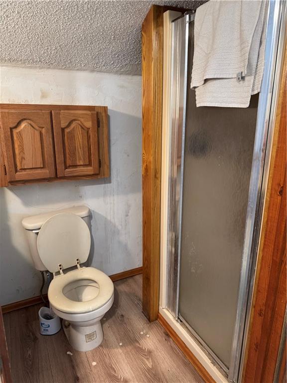 716 E Lincoln St, Iola, KS 66749 - photo 21