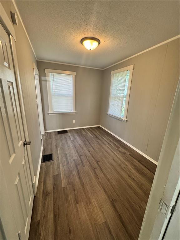 2208 Seneca St, Saint Joseph, MO 64507 - photo 7